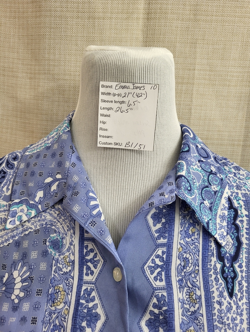 Emma James Women's Button Up Blouse Short Sleeve Blue Paisley Floral Size 10 - Picture 6 of 12